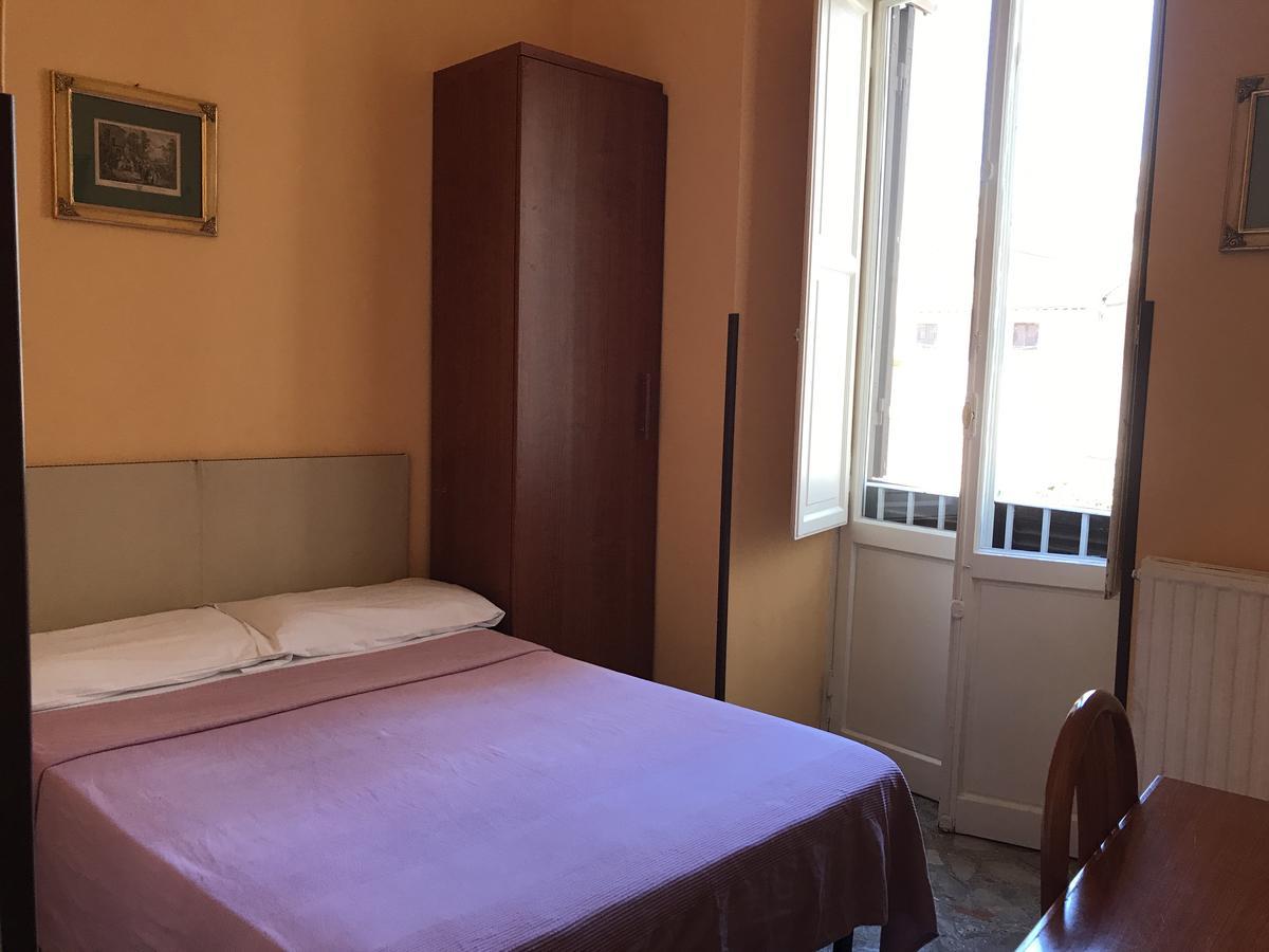 San Daniele Bundi House Hotel Roma Exterior foto