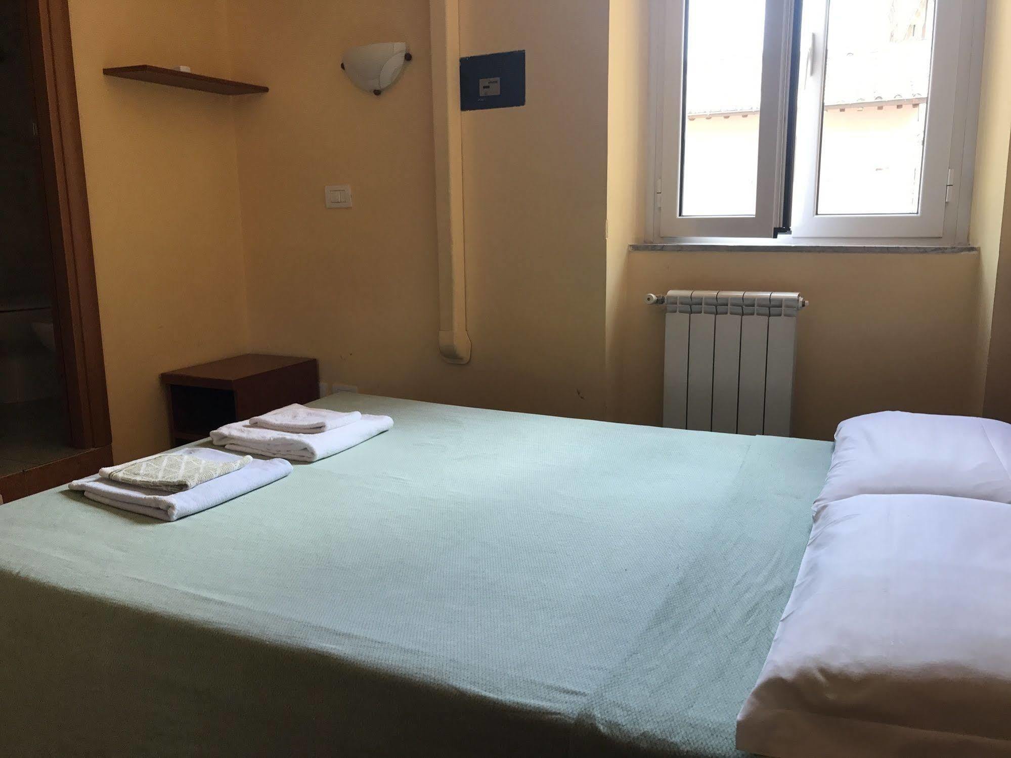 San Daniele Bundi House Hotel Roma Exterior foto
